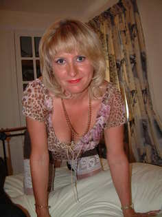 horny Sun City woman pics