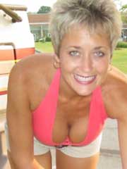 Glendive woman who want young men to chat